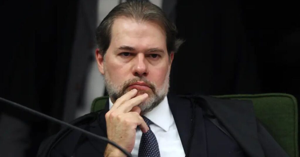 Ministro Dias Toffoli durante sessão no STF