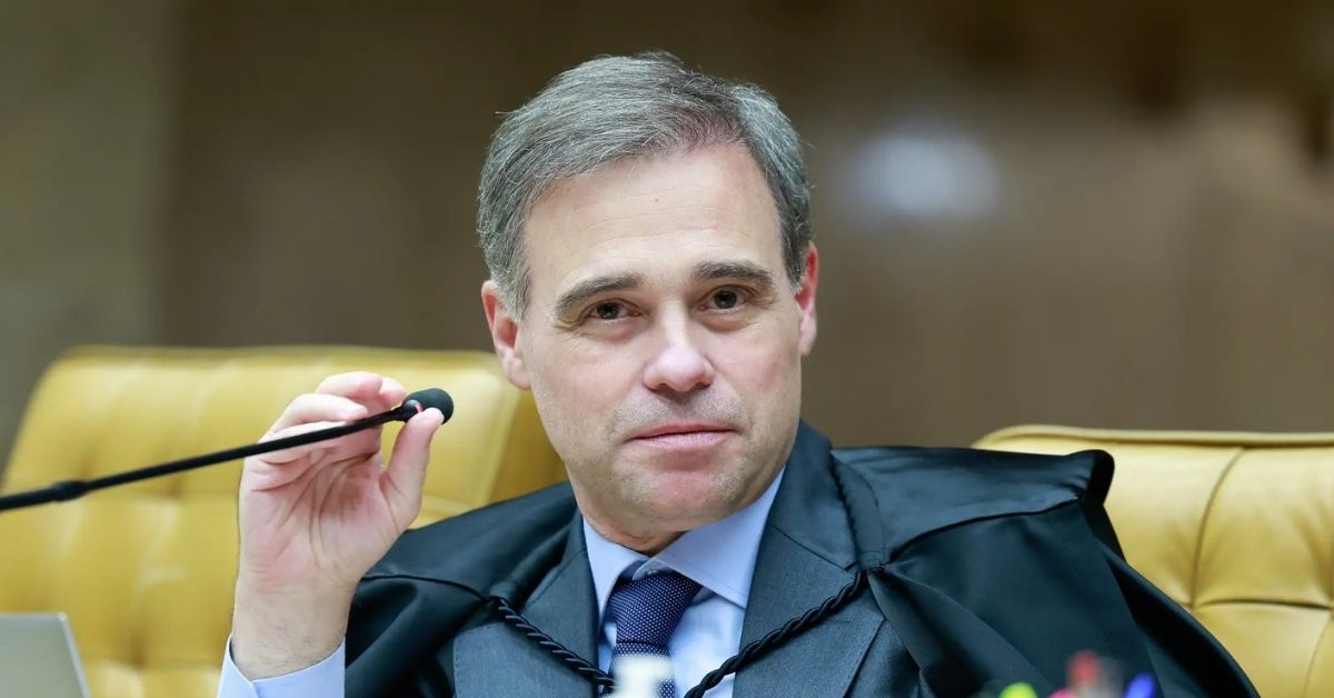 Ministro André Mendonça no STF durante análise do caso Banco Master