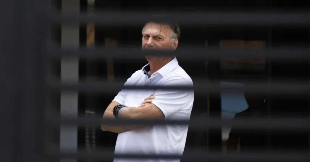 Bolsonaro recebe aliados na Papudinha sob controle do STF