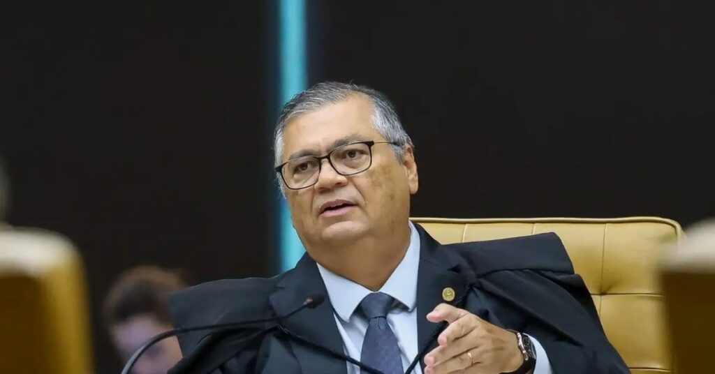 Lei da Anistia no STF em debate durante sessão no plenário da Corte