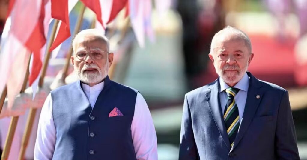 Lula viaja para Índia e aparece ao lado de Narendra Modi durante encontro oficial em Nova Déli