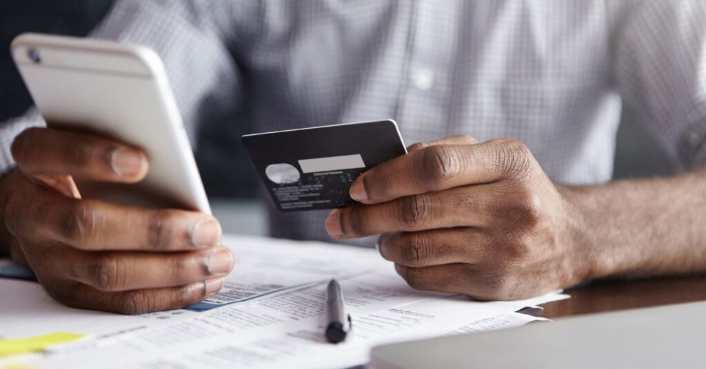 Imagem ilustrativa de portabilidade de crédito feita pelo aplicativo do banco