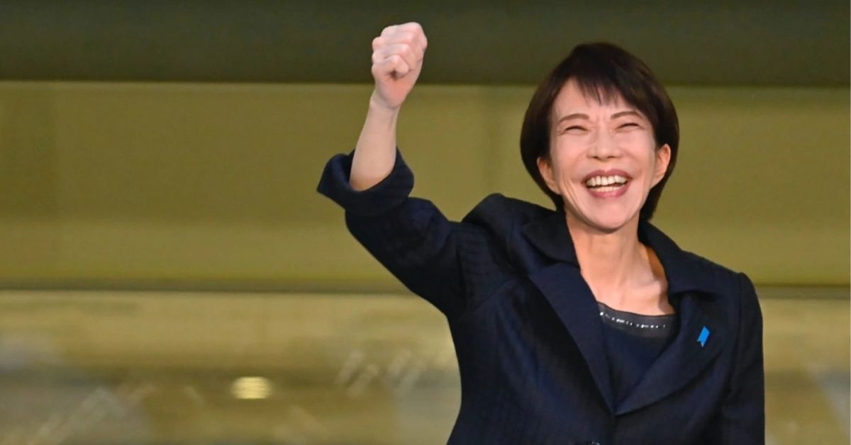 Primeira-ministra japonesa comemora resultado eleitoral após votação nacional